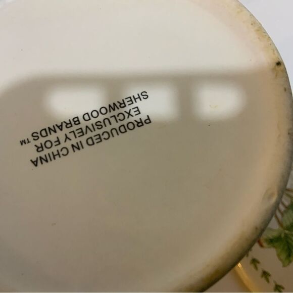 2 Sherwood Brands Tea Mug And Lid Strawberry with Strainer G12 - Picture 6 of 7